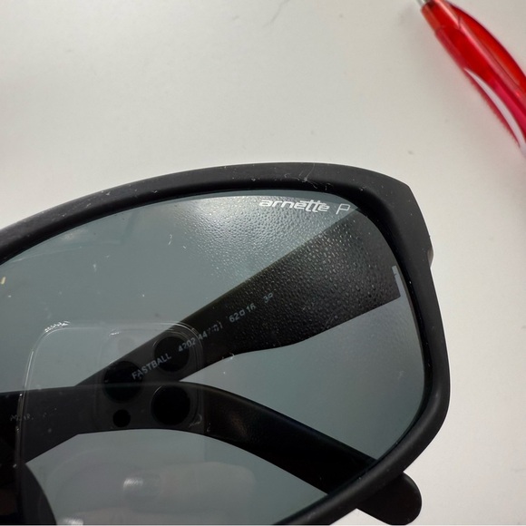 ARNETTE Fastball matte black sunglasses full 
Rim AN4202 polarized with case - Picture 6 of 9